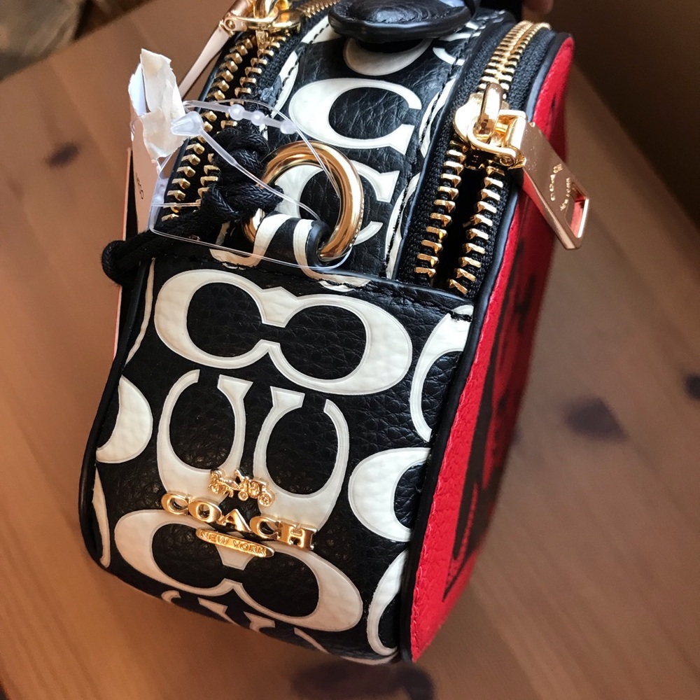 ❤️🐭 Disney Mickey Mouse X Keith Haring Serena Satchel Gold/Electric Red Multi - Picture 6 of 12